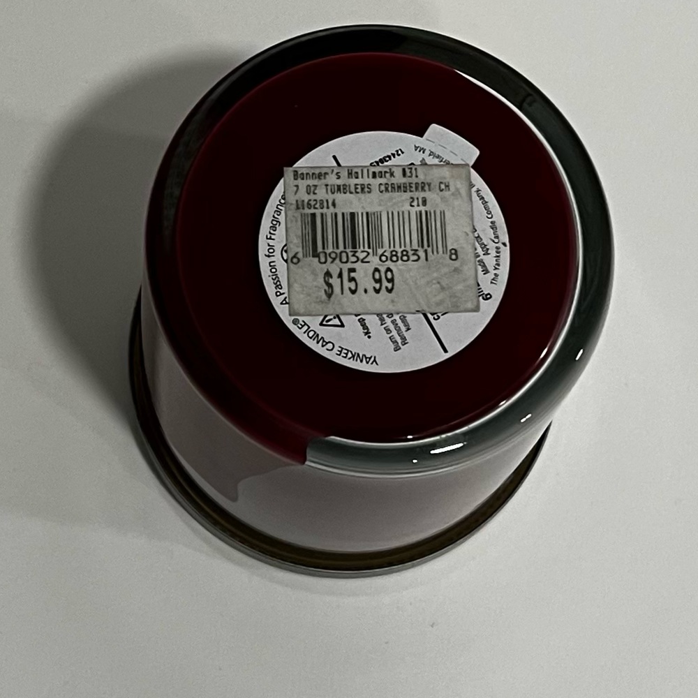 Yankee Candle Cranberry Chutney Small Tumbler Candle 7oz NWT - Picture 3 of 3